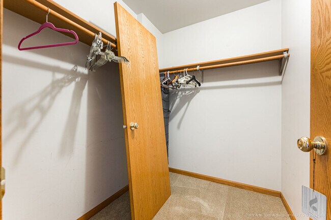 Building Photo - 113 Andresen Ct