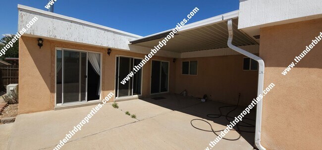 Building Photo - 5117 Camino Vista NW