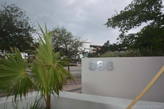 Building Photo - 888  Biscayne Blvd  4603 Miami Fl 33132