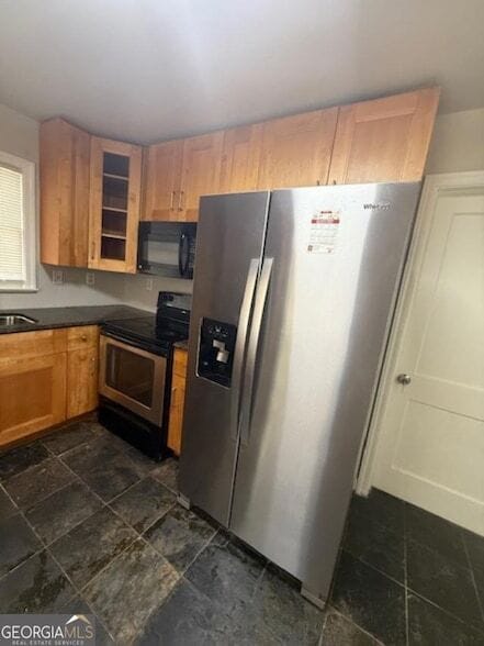 Building Photo - 2439 Plantation Dr