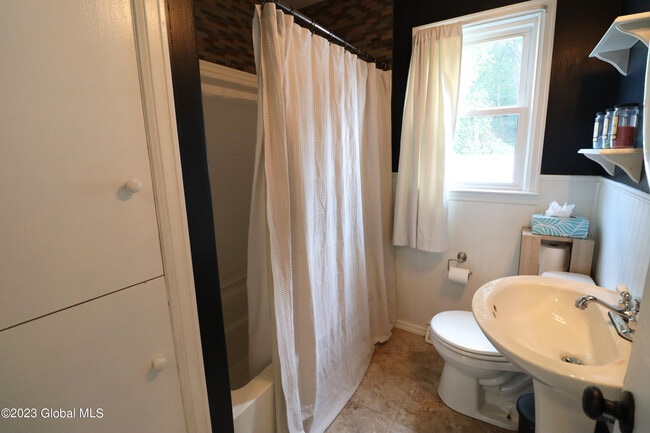 Building Photo - 66 Cordell Rd