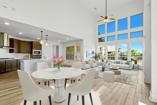 Building Photo - 15842 Formaston Forest Dr