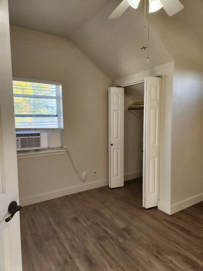 Building Photo - 1 Bdrm, 1 Bath ADU near Sutter Street - Hi...