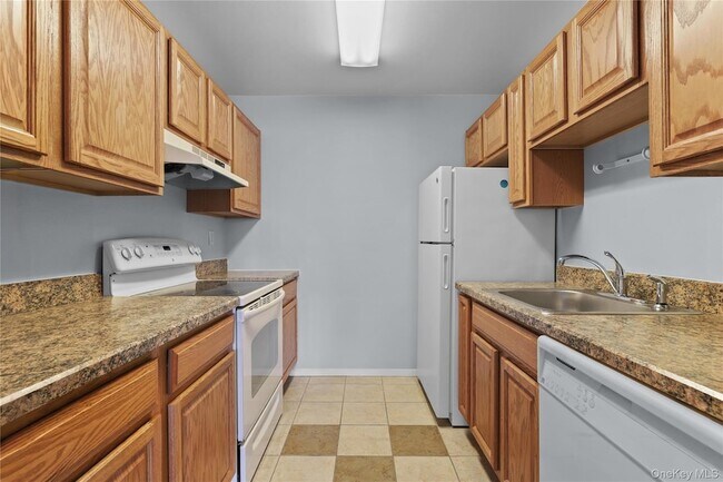 Building Photo - 60 Kensico Rd