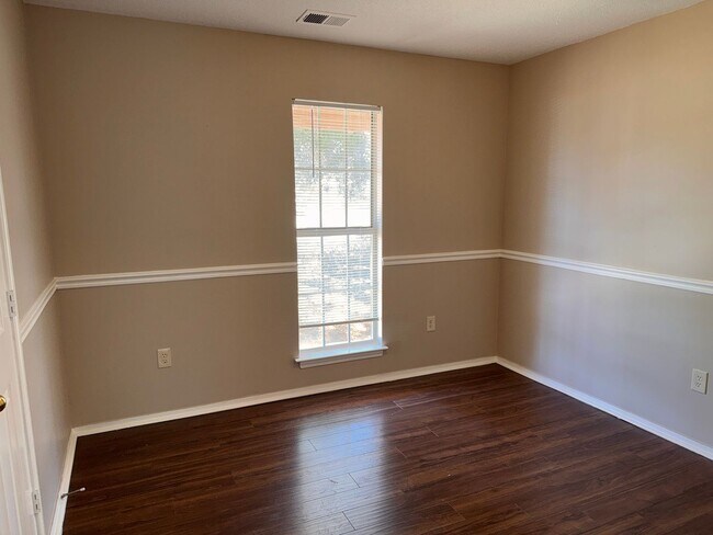 Building Photo - Charming 3-Bedroom Home in Horn Lake-Comfort & Convenience Await!