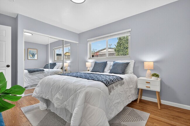 Building Photo - Renovated 3-Bedroom Single Family Home in Pinole Available Now!!!