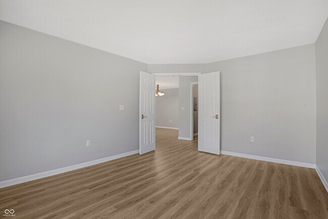 Building Photo - 6525 Emerald Hill Ct