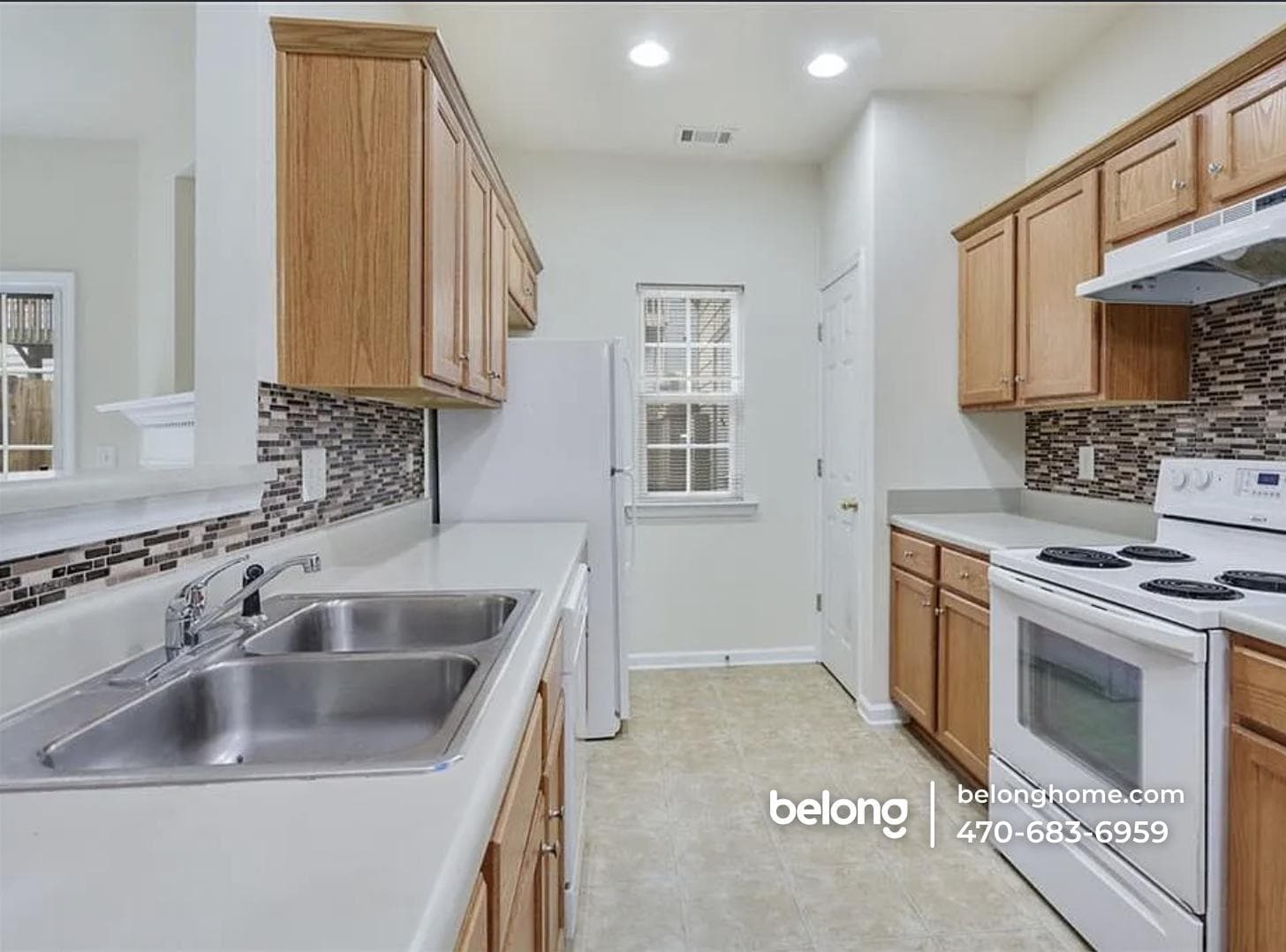 Building Photo - 3701 Utoy Dr SW