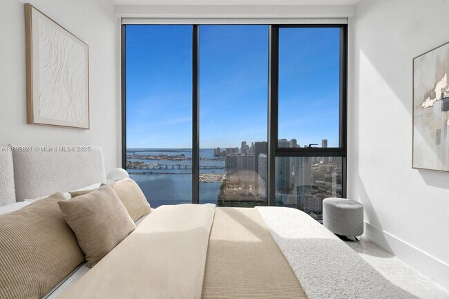 Building Photo - 788 NE 23rd St