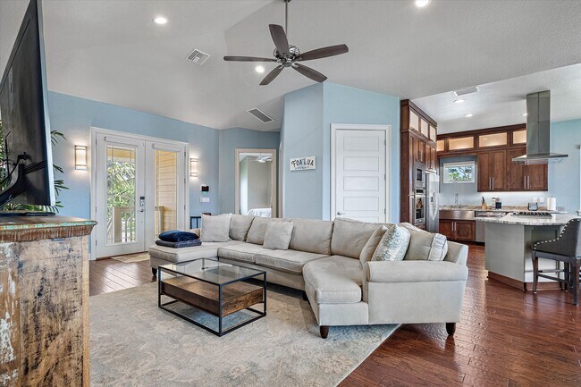 Building Photo - 4336 Belle Vista Dr