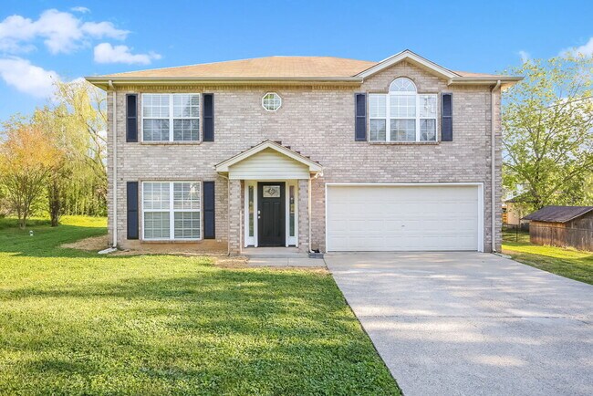 Primary Photo - 200 Lake Forest Dr