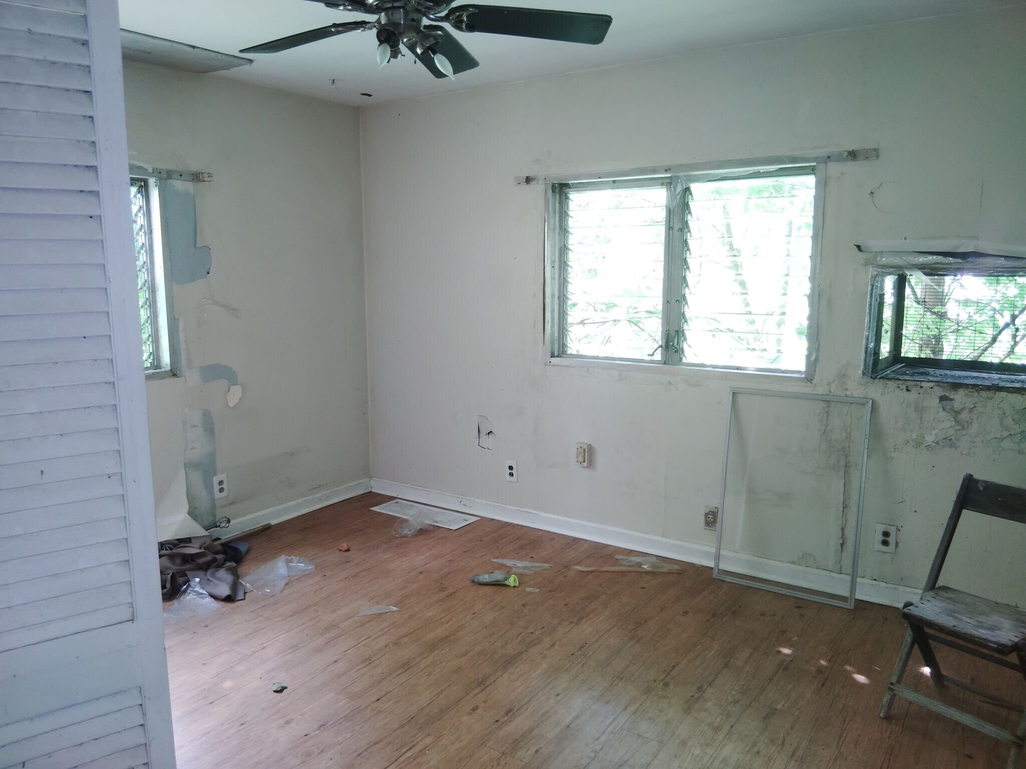 Building Photo - 4521 Oakwood Ave