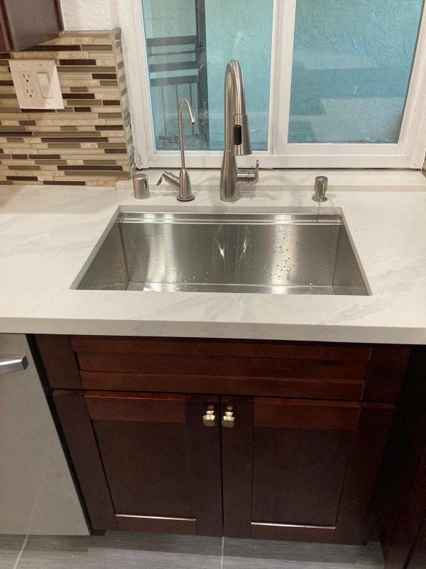 Building Photo - 166 Hackamore Ln