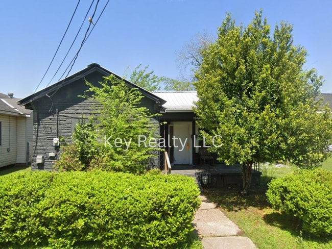 Primary Photo - 306 Williamson St
