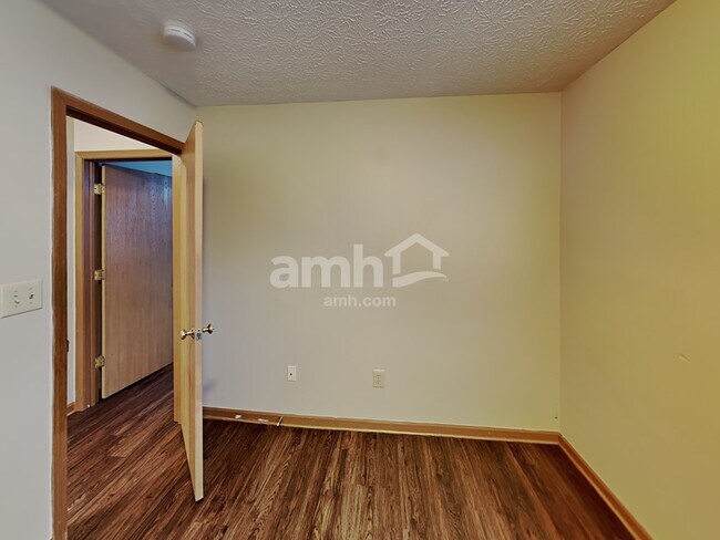 Building Photo - 5787 Coldcreek Dr