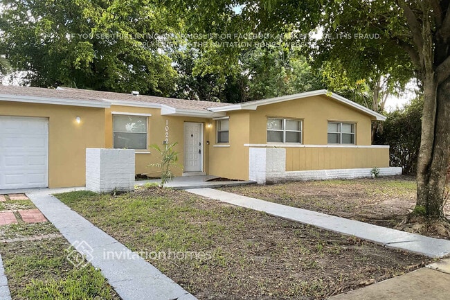 Primary Photo - 10221 Dolphin Rd