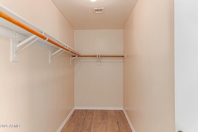 Building Photo - 10908 W Frier Dr