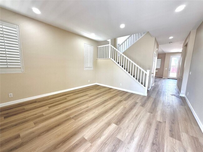 Building Photo - 24827 Carmel Dr
