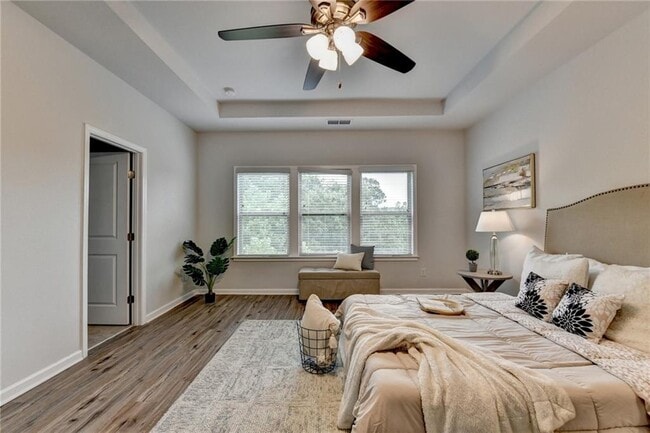 Building Photo - 2017 Yvette Wy