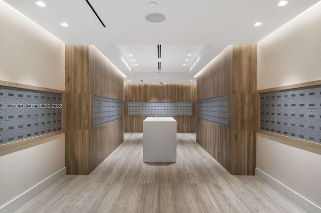 Building Photo - 2301 Collins Ave