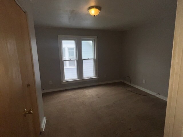 Building Photo - 709 Milton Ave