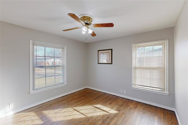 Building Photo - 2702 Tolosa Dr
