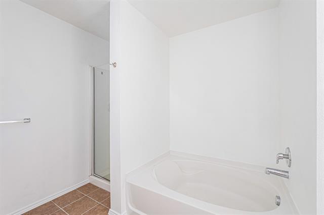 Building Photo - 9940 Dartmouth Dr