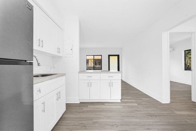 Building Photo - 173 NW 56th St