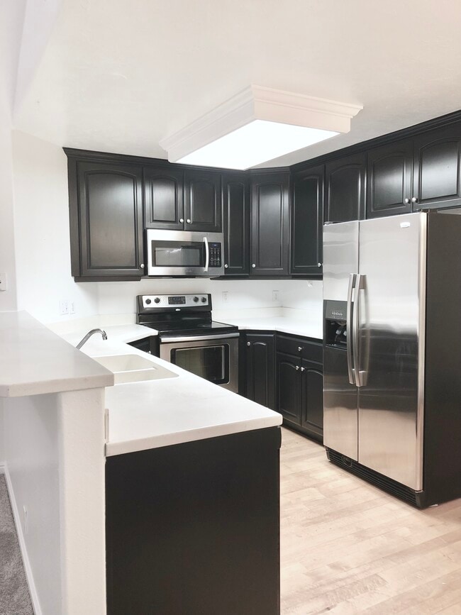 Building Photo - 86 N Garden Park Dr