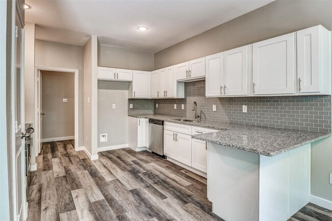 Building Photo - A Must See