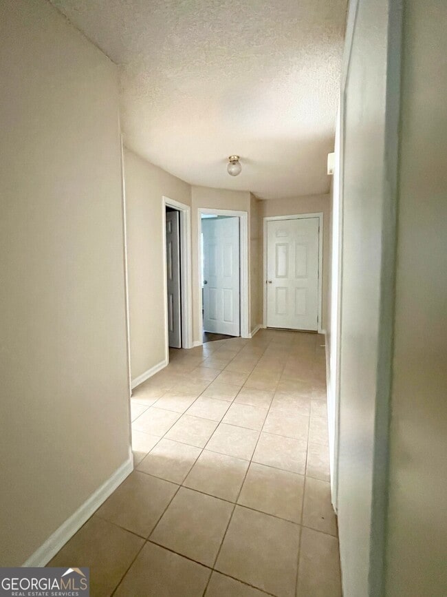 Building Photo - 167 Talbot Ct