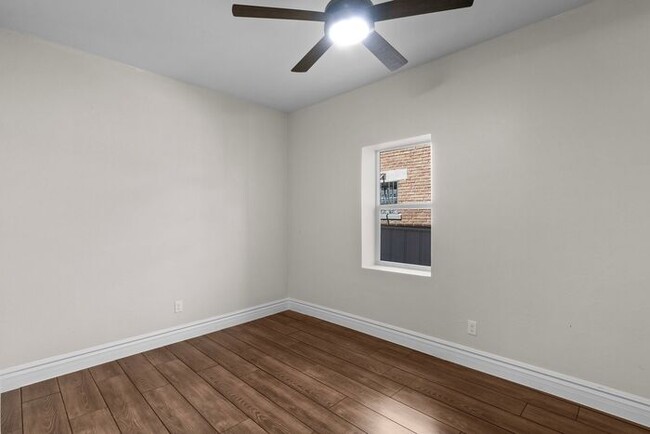 Building Photo - Be the First to Live in This Fully Renovat...