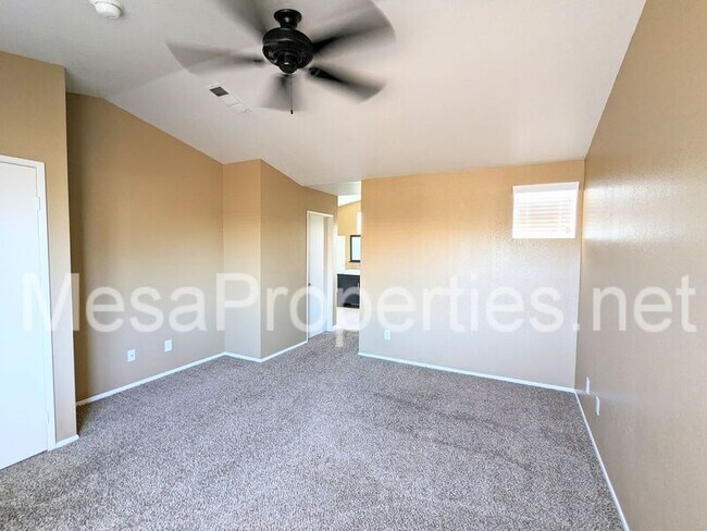 Building Photo - 14747 Amber Ct