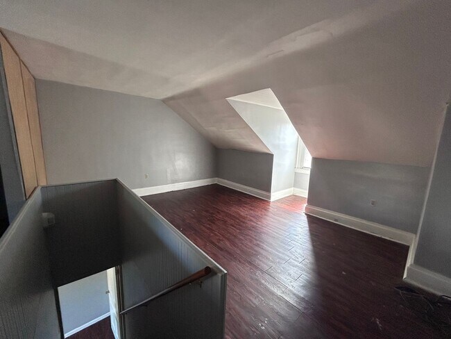 Building Photo - ter1220