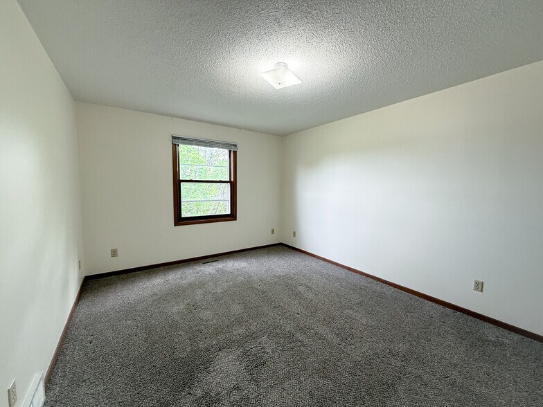 Building Photo - 4526 Speros Ln