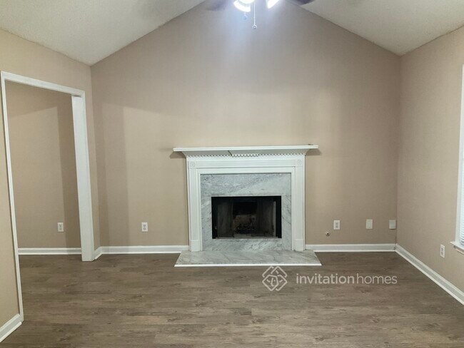 Building Photo - 3510 TraddSprings Way