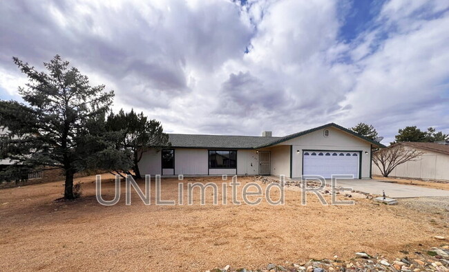 Primary Photo - 4120 N Cholla Dr