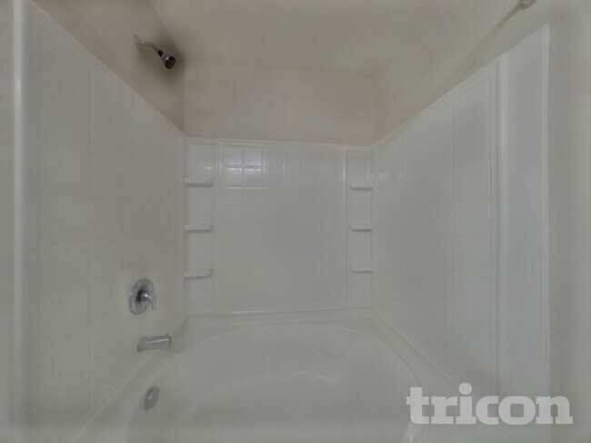 Building Photo - 1134 Blue Topaz Dr