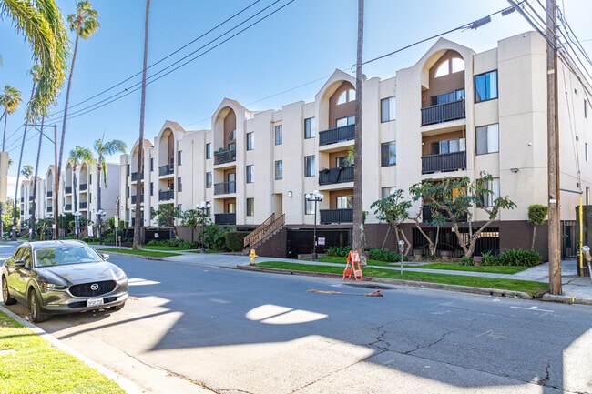 Alternate - Beesan Condos Apartments