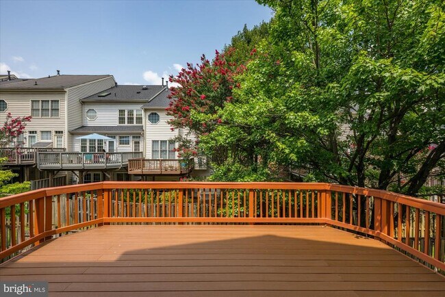 Building Photo - 1308 Wild Oak Terrace