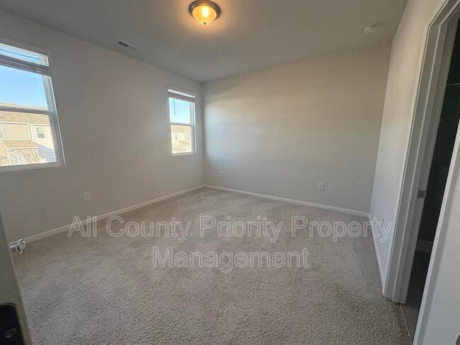 Building Photo - 67 Blakely St