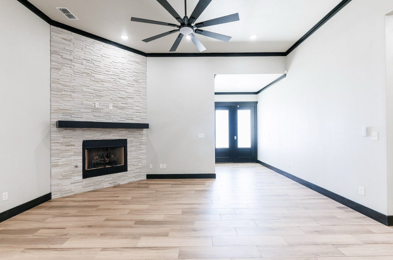 Building Photo - 11212 Granby Ave