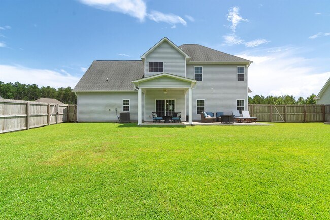 Building Photo - 307 Pettigrew Ln