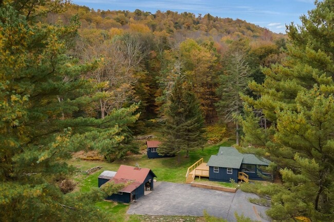 Building Photo - 13 Brenner Rd