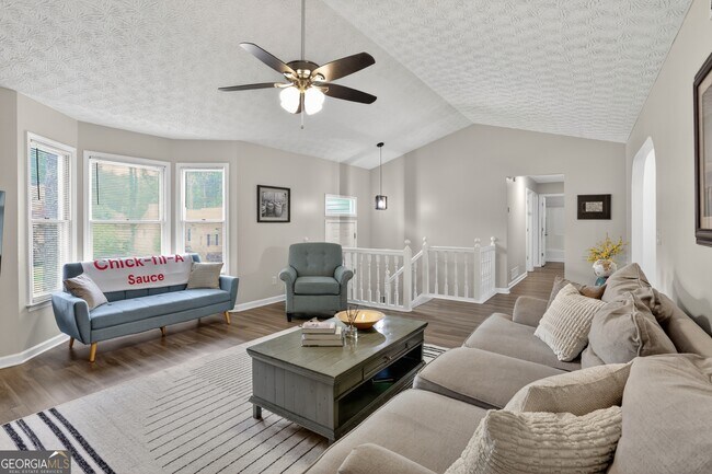 Building Photo - 2562 Kennesaw Springs Ct