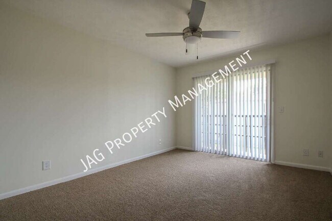 Building Photo - 1436 Berrier St