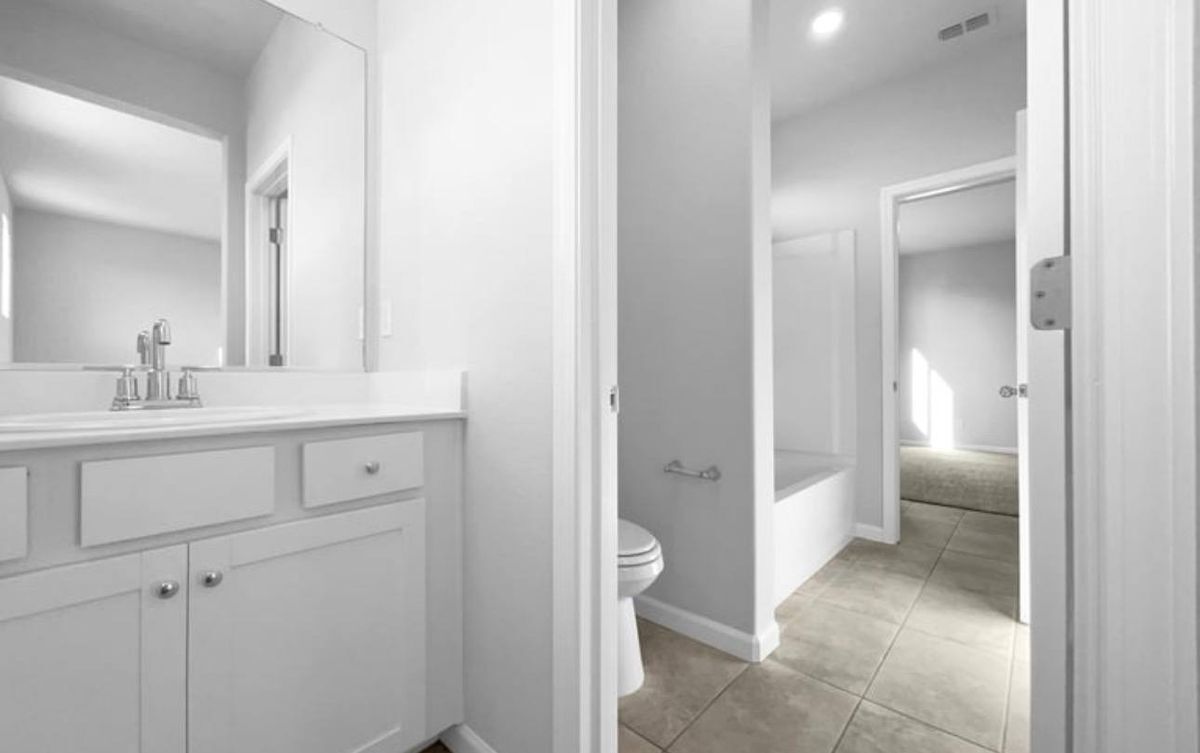 Building Photo - 8416 Tapies Way