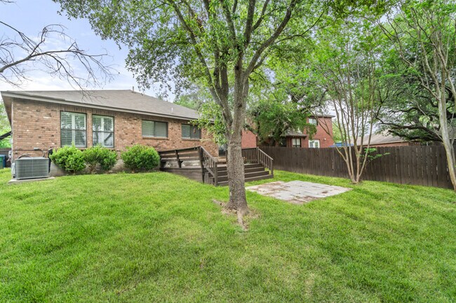 Building Photo - 15906 Colton Well