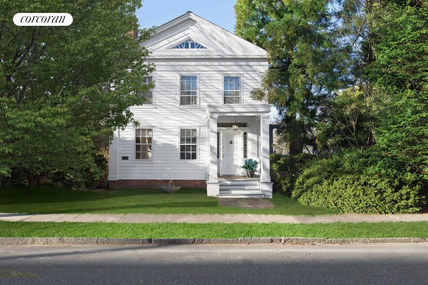 Primary Photo - 11 Henry St
