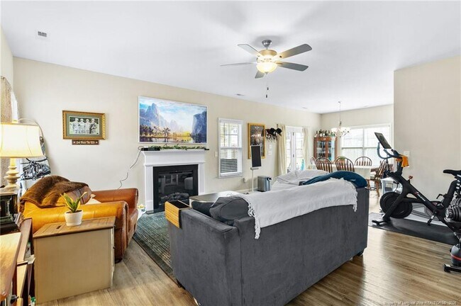 Building Photo - 50 Basswood Ct